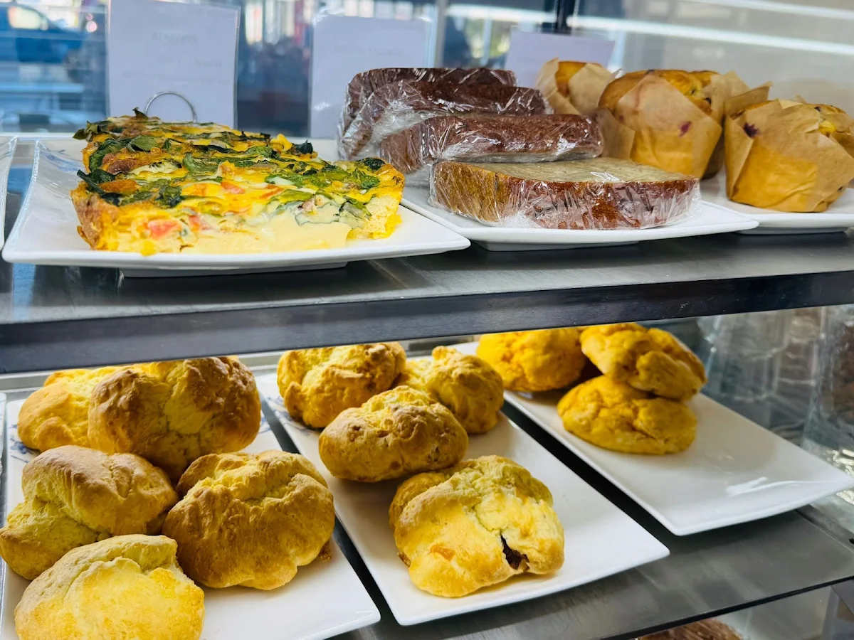 Highlights, Cafe Monalisa