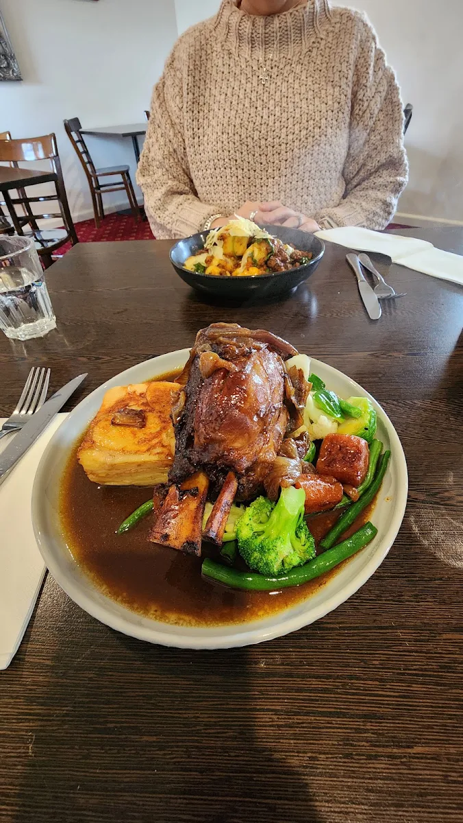 Highlights, The Cambrian Hotel