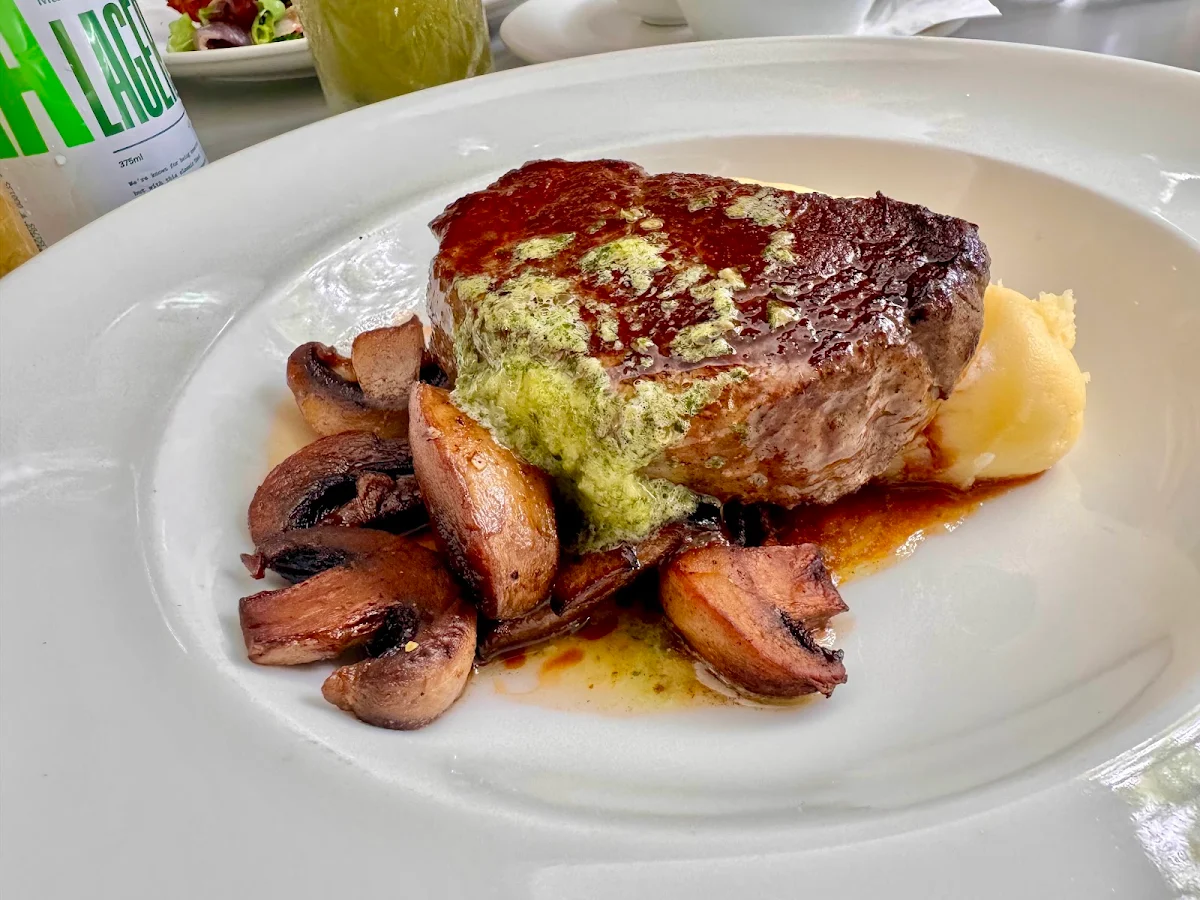 Steak, Harveys