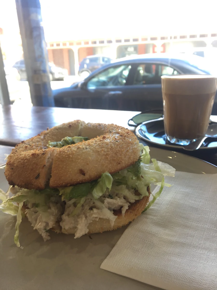 Highlights, Huff Bagelry Mentone