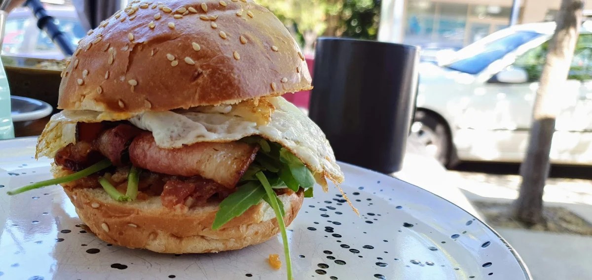 Brunch Burger, Kickaboom