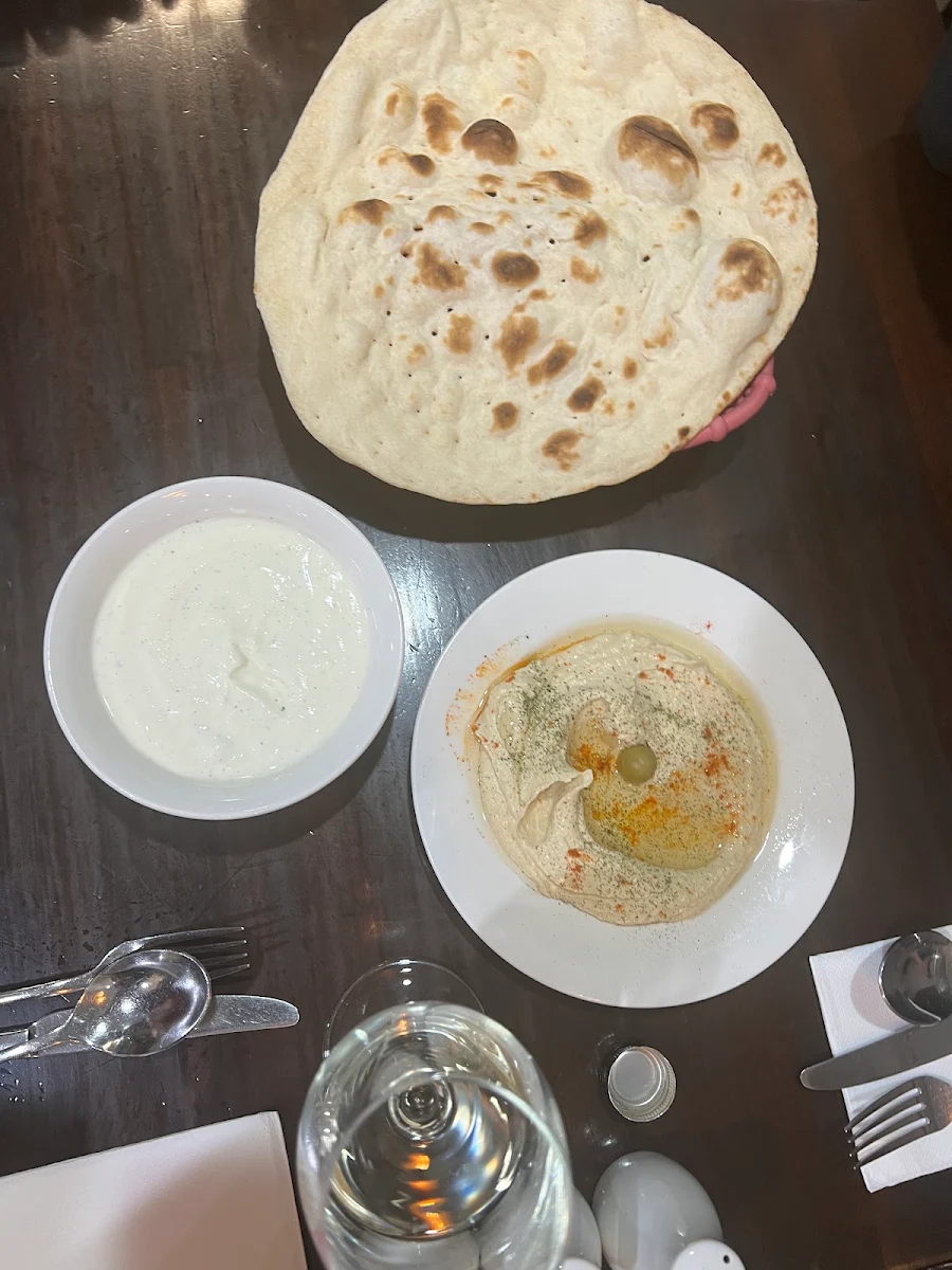 Highlights, Zeitoon Restaurant