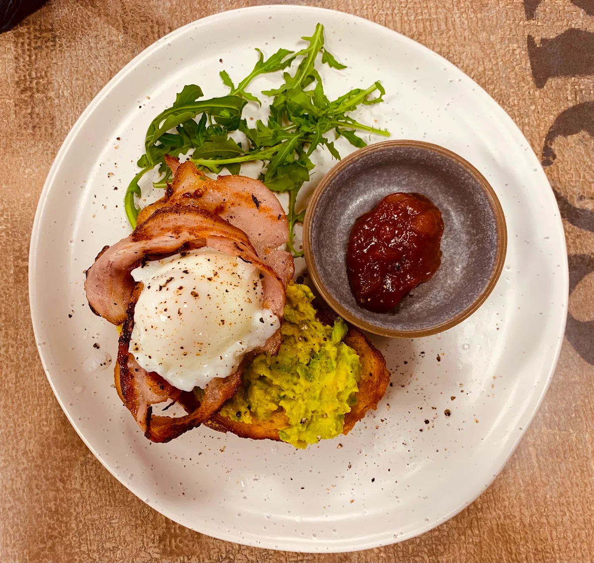 Highlights, Corner Café