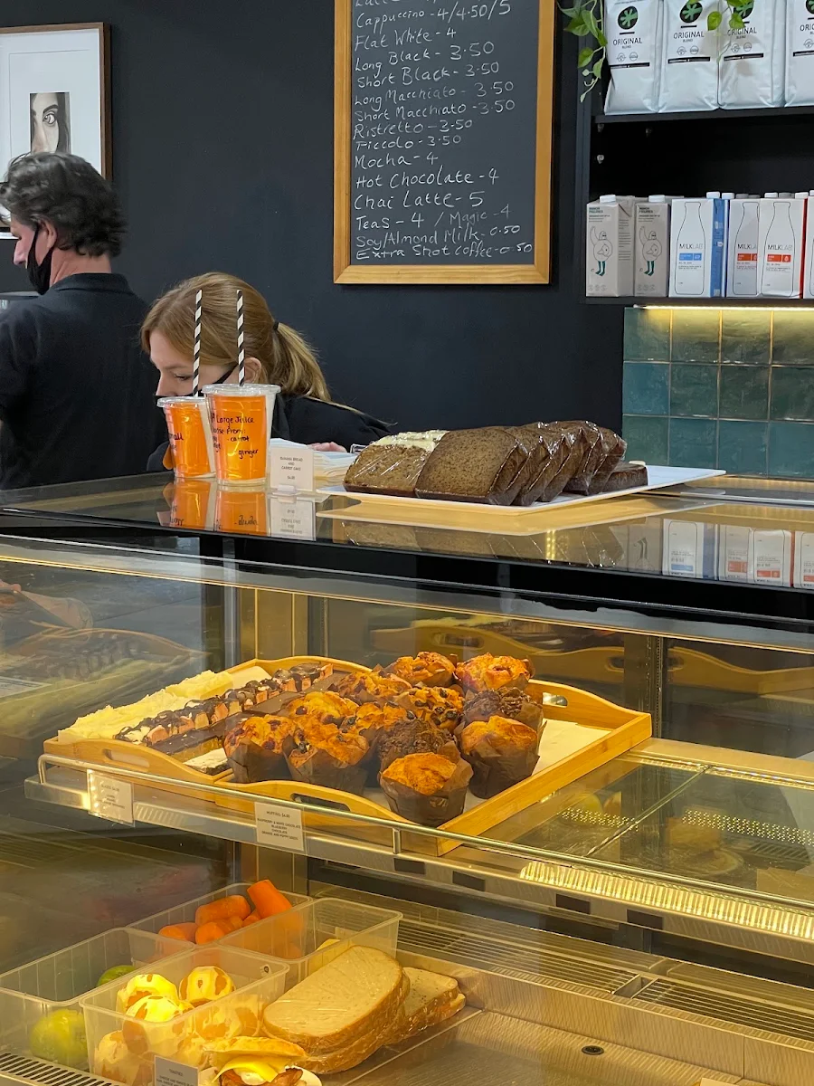 Muffins, Coffee Brew St. Kilda Rd (Moody Brew)
