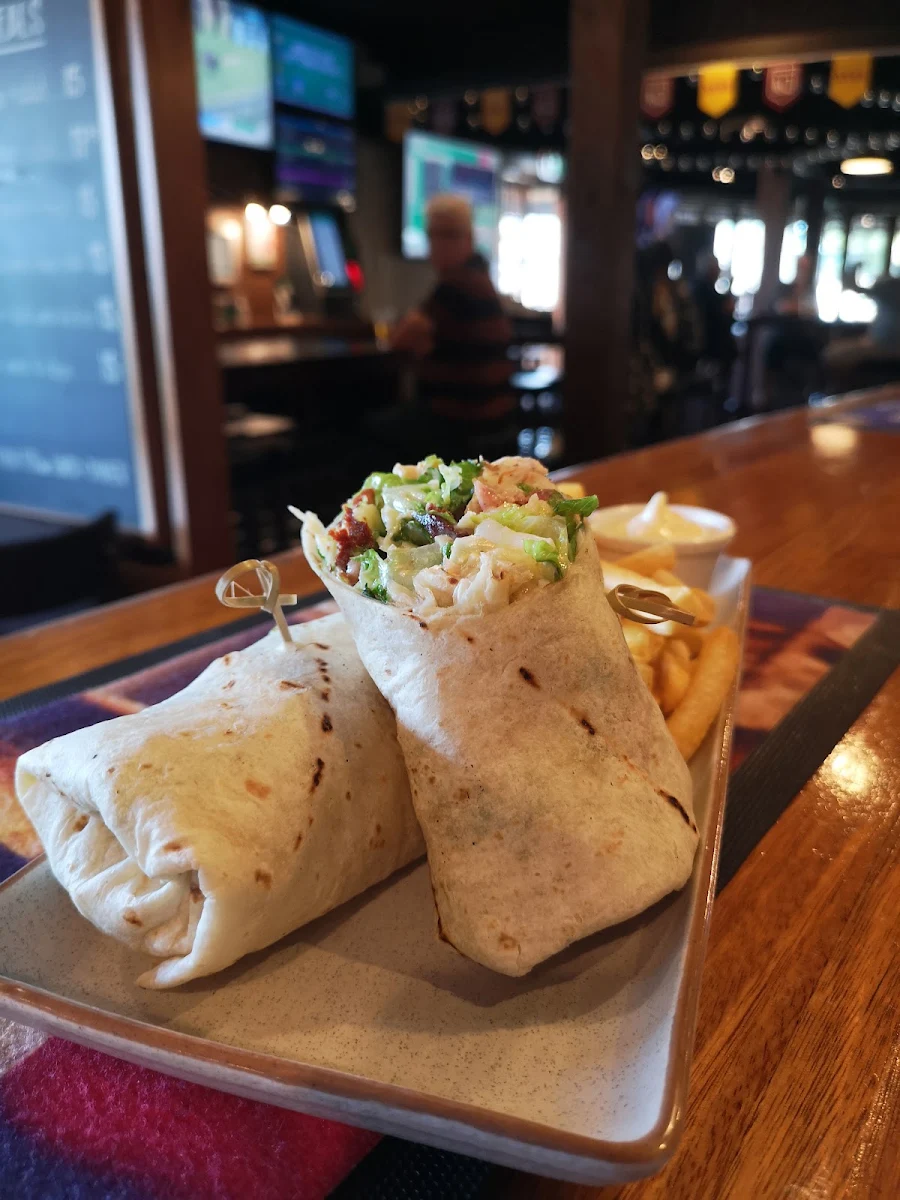 Chicken Ceasar Wrap, Diamonds Kallangur Tavern
