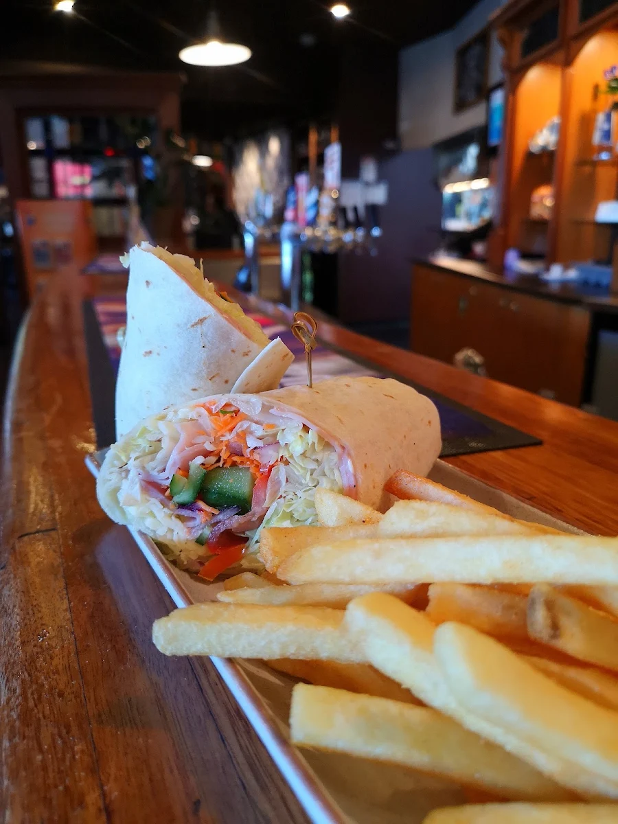 Ham Wrap, Diamonds Kallangur Tavern