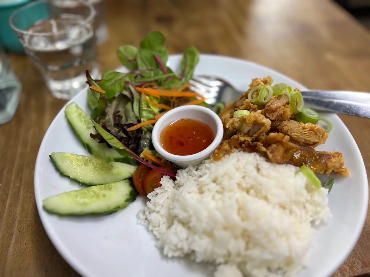 Kao Moo Tod Kai Dao Fried Pork with Fried Egg
