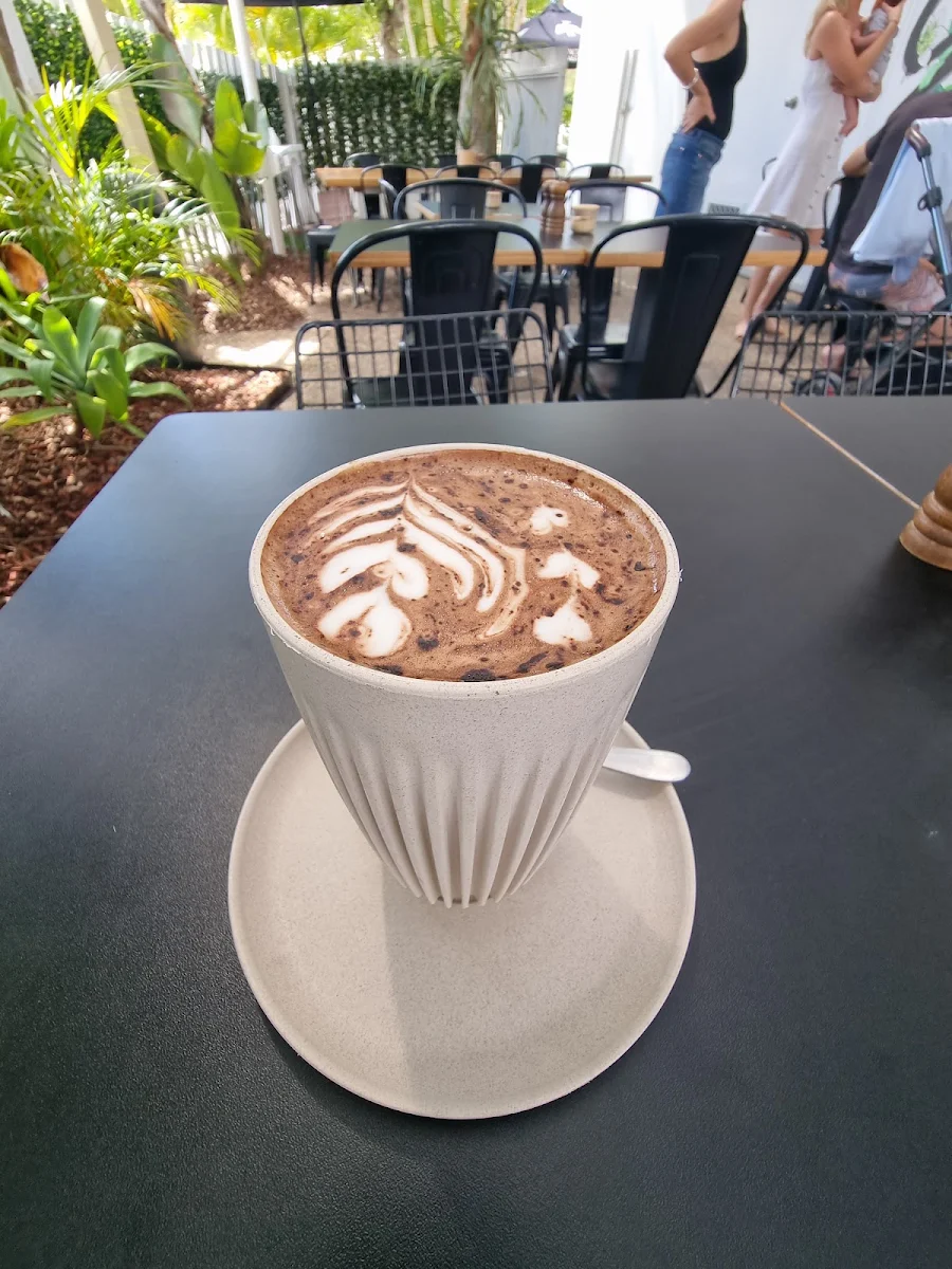 Large Mocha, Bancroft Roasters Currumbin