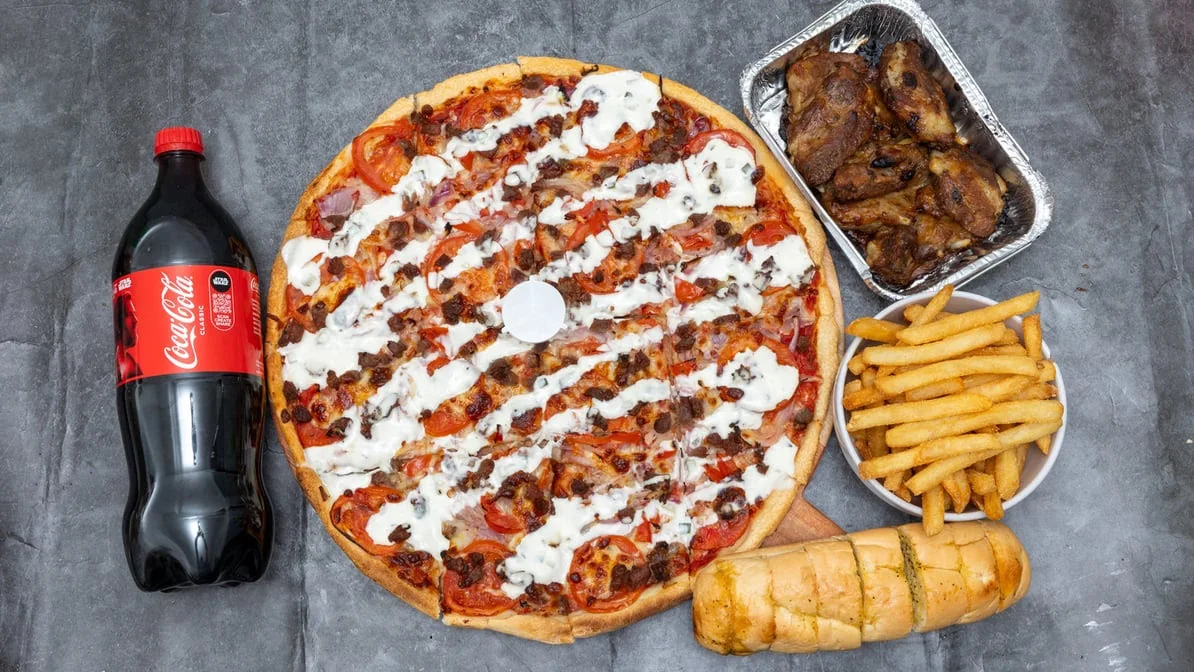 Highlights, Pizza Palace