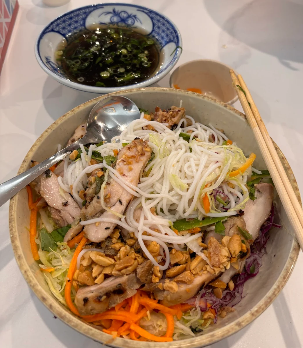 Highlights, Nem Viet Mascot