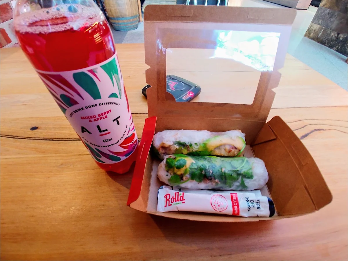 Soft-Shell Crab Rolls Drink, Roll'd Frankston