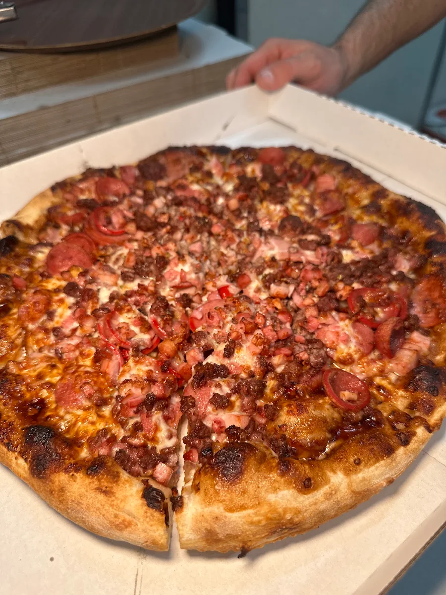BBQ Meat Lovers Pizza Large