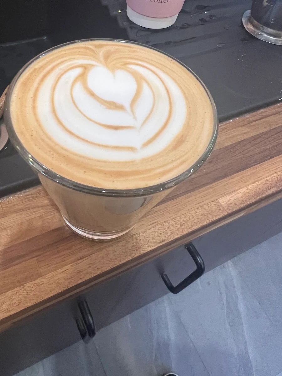 Highlights, YY Cafe and restaurant