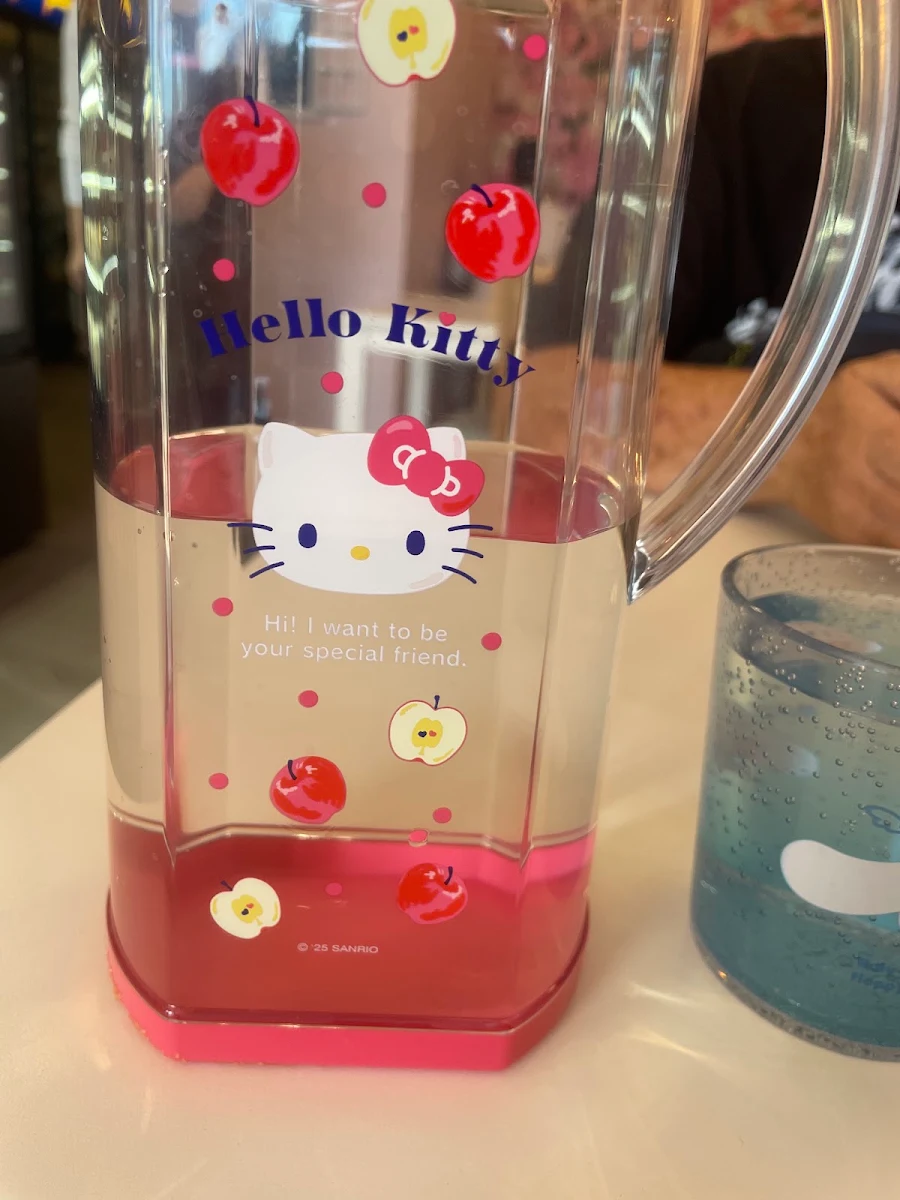 Spring Water, YY Cafe and restaurant