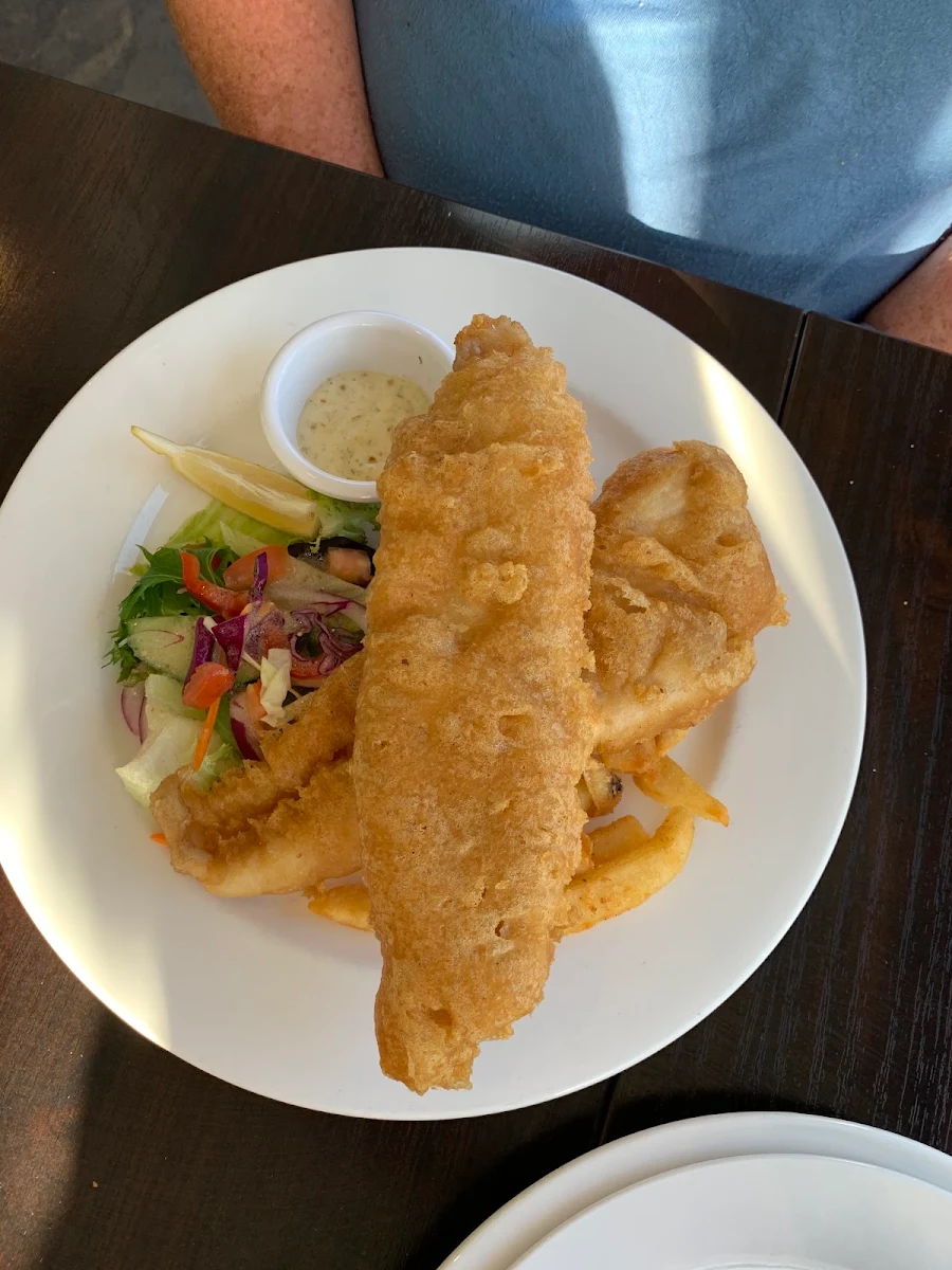 Battered Fish & Chips, Kalimna Hotel