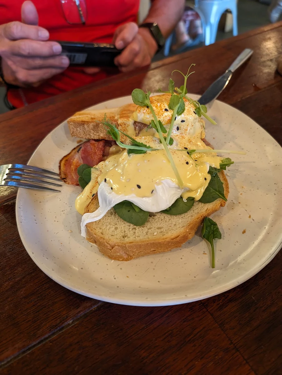 Eggs Benedict