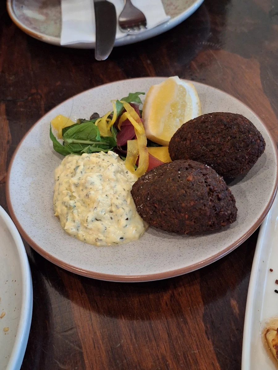17 Falafel