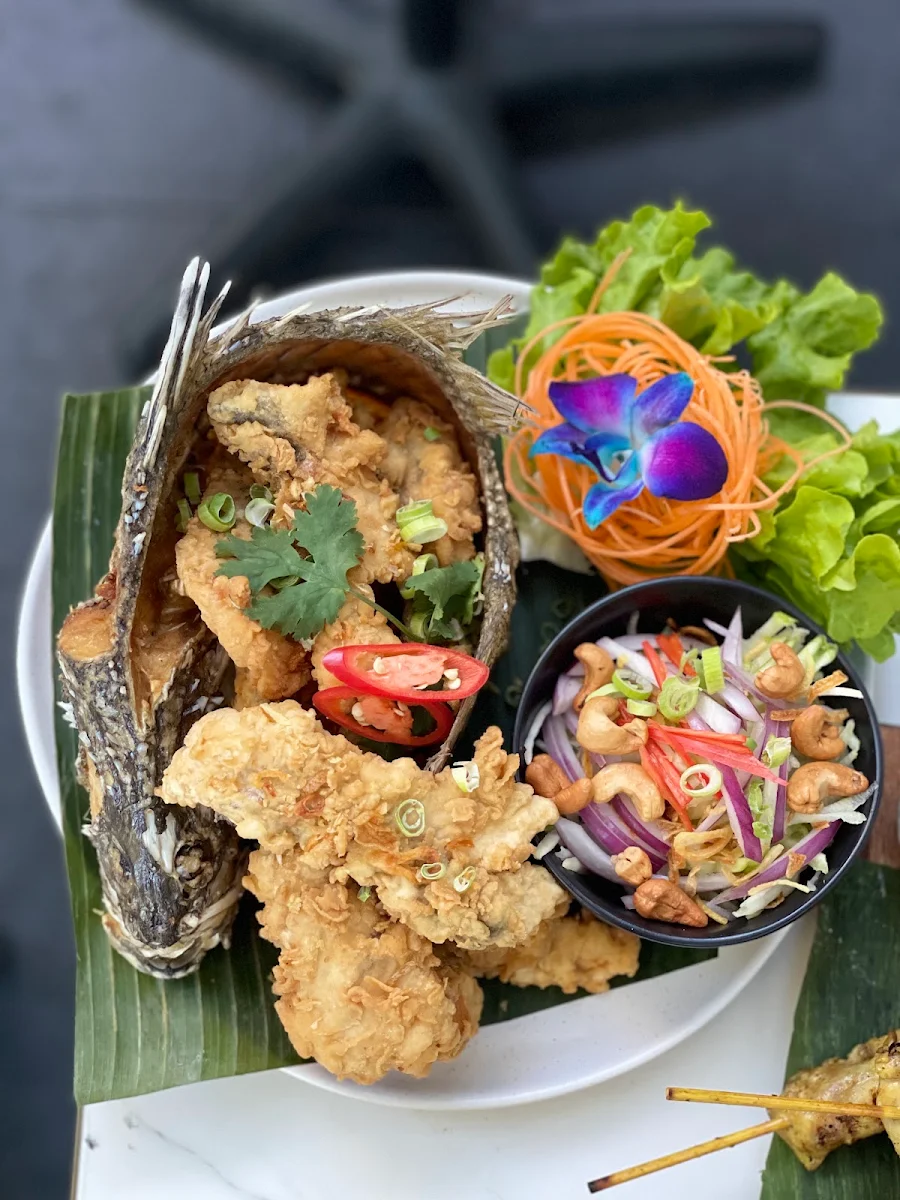 Som Tum with Soft Shell Crab