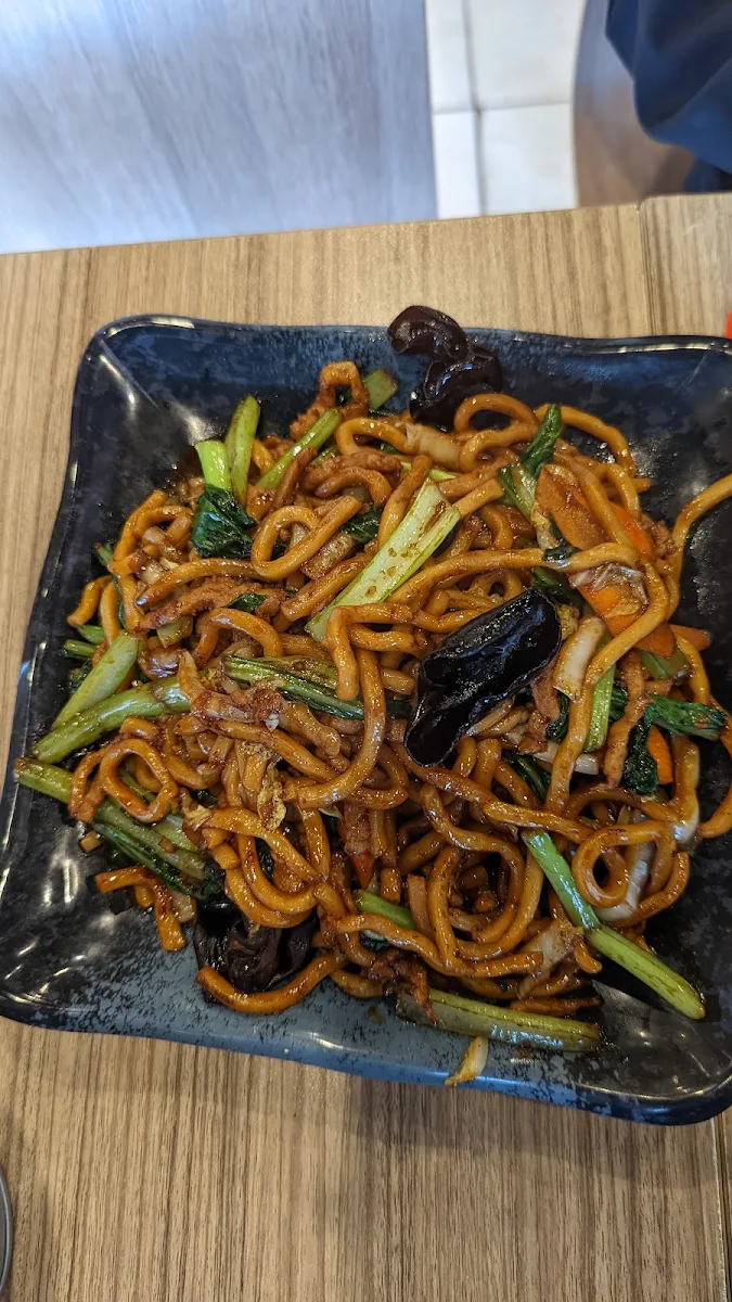 Shanghai Fried Noodles