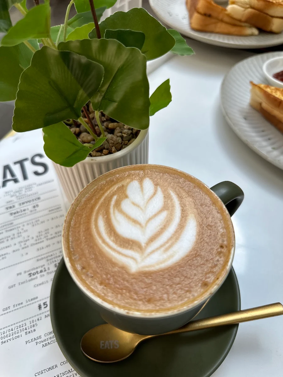 Flat White, EATS - CARINDALE