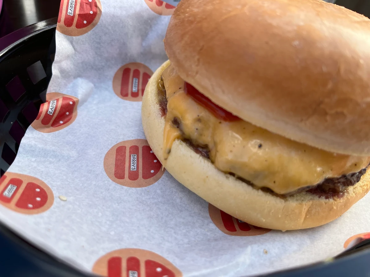 Cheeseburger, BARRY'S - Juice Cafe + Burger Bar