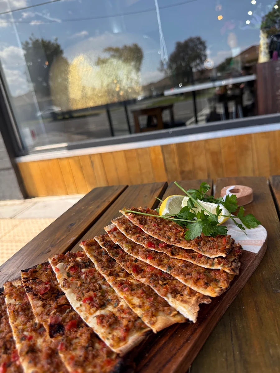 Lahmacun, Street Food Turkey