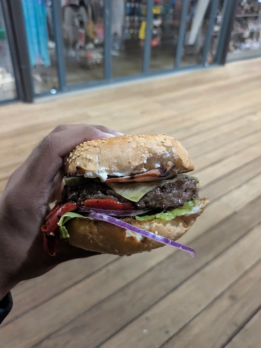 Highlights, Grill'd Burgers - Hillarys