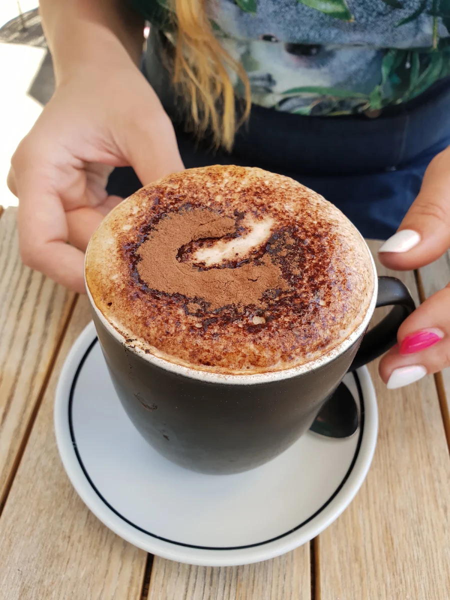 Highlights, Kafe Koala