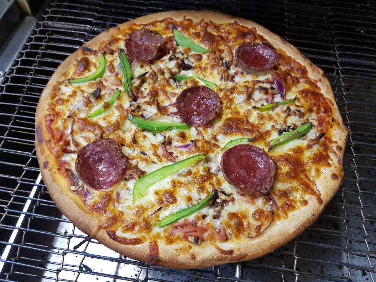 Highlights, Aussiano Pizza and Kebab