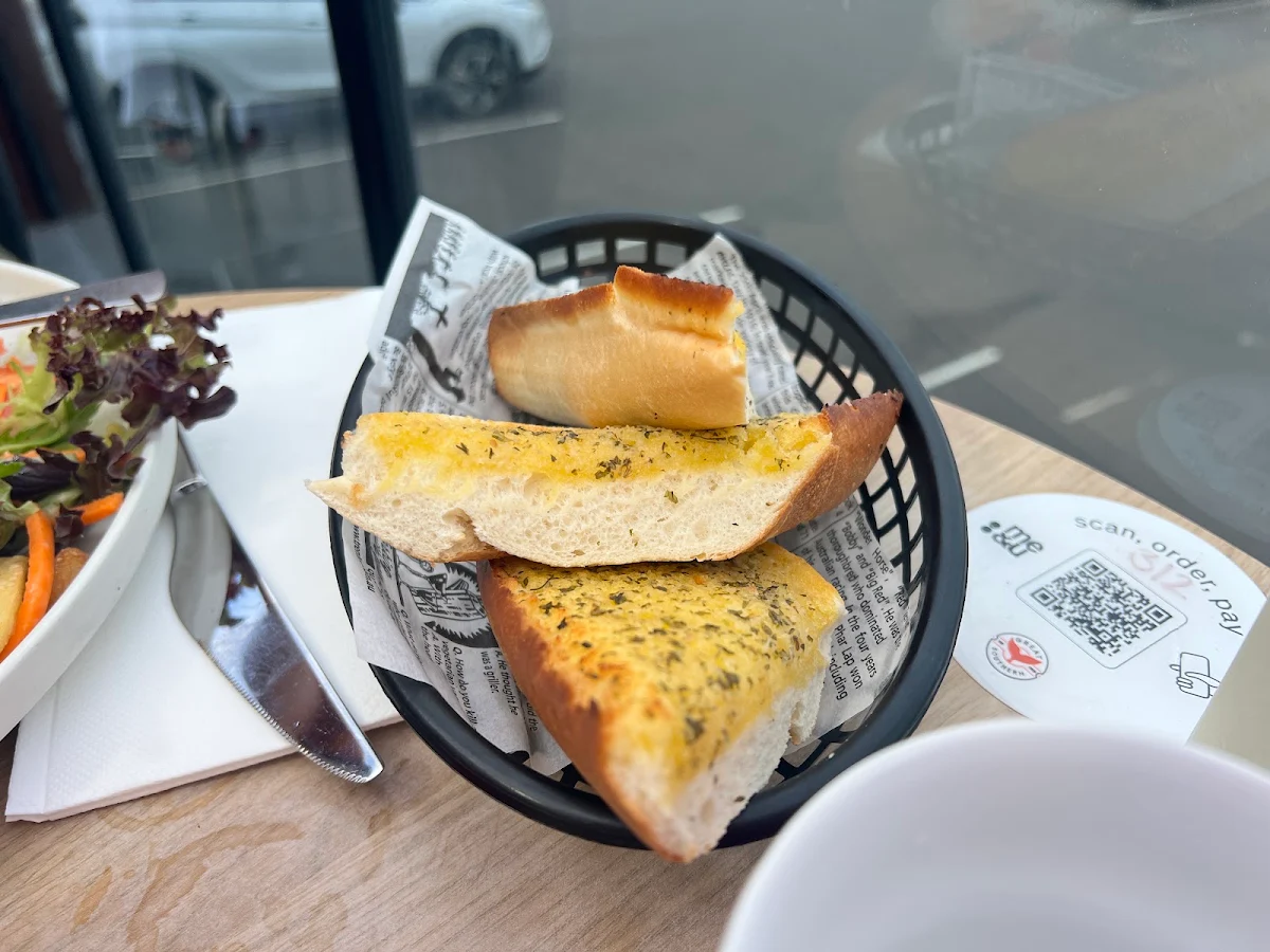 Garlic Bread, Great Southern Inn Hotel