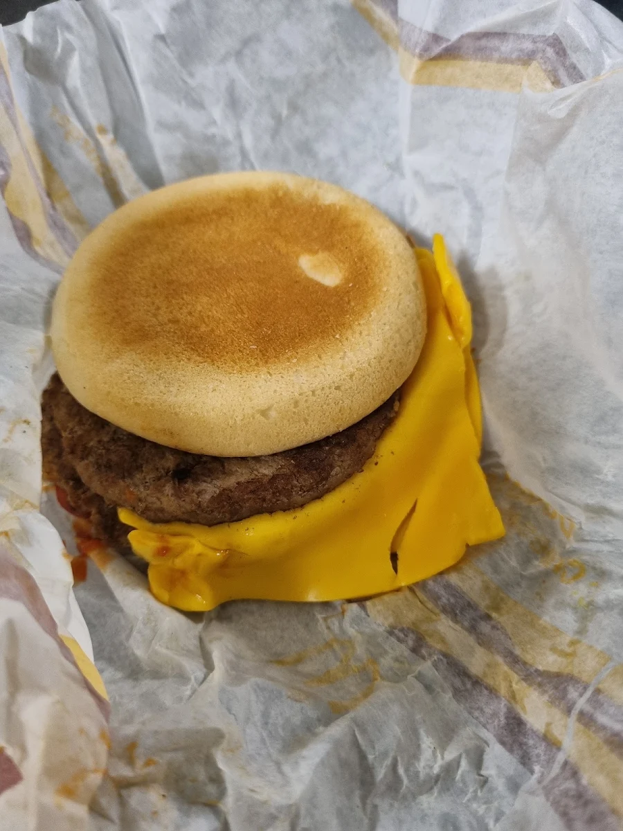 Double Cheeseburger, McDonald's Woodvale