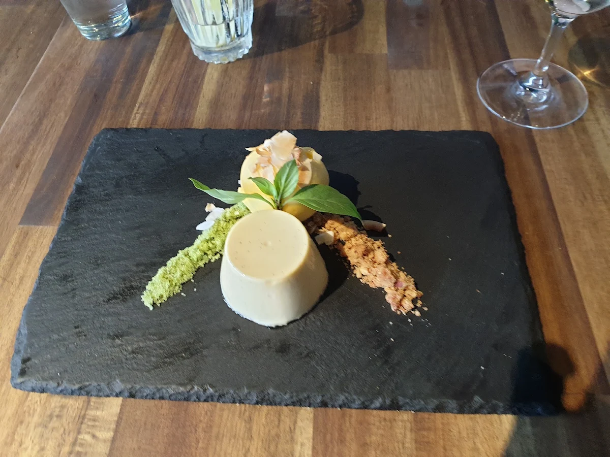 Panacotta, The Boundary Pub