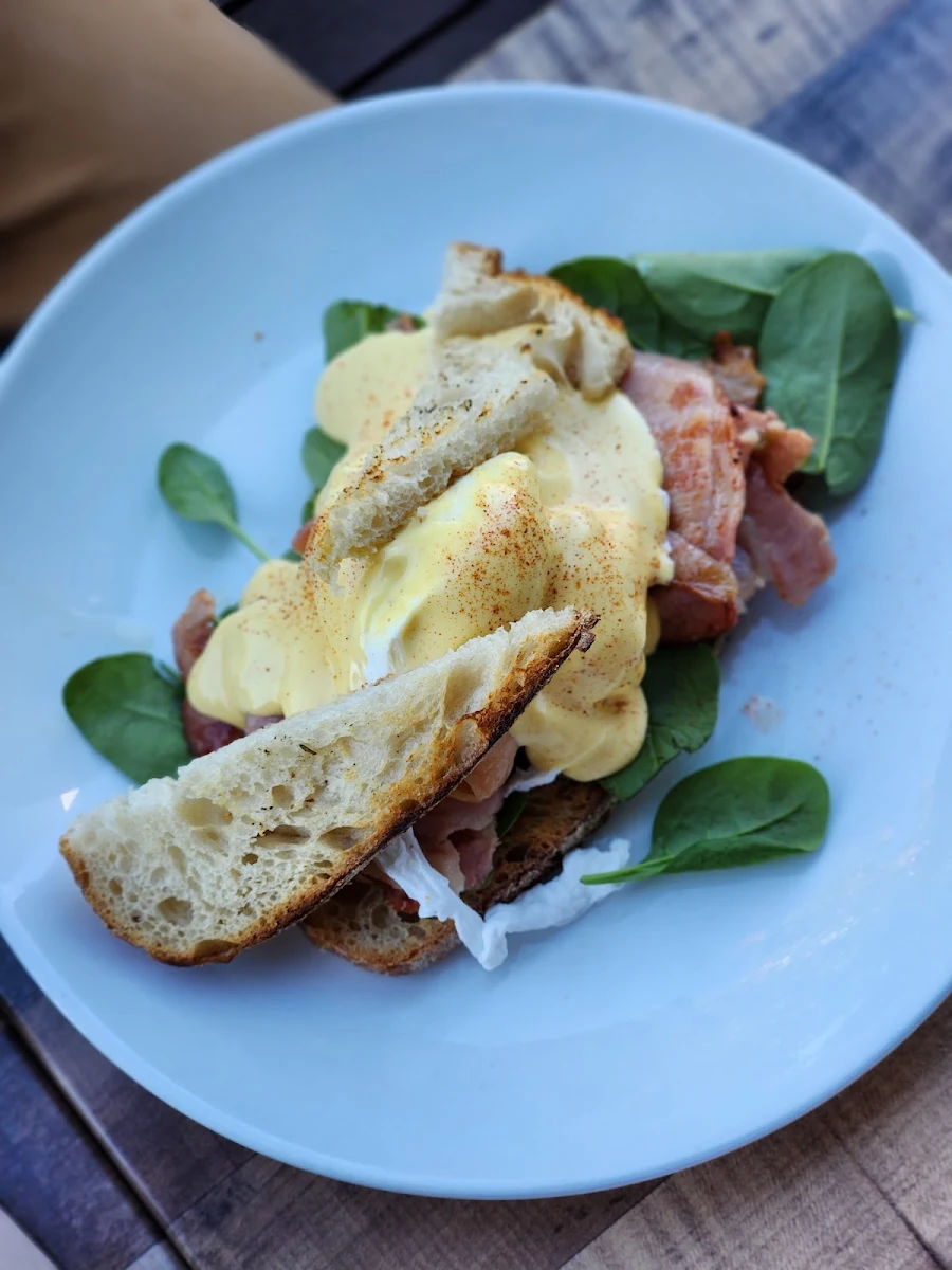 Eggs Benedict