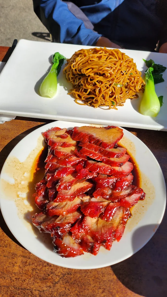 Highlights, Gold Jinn BBQ 金進烧腊