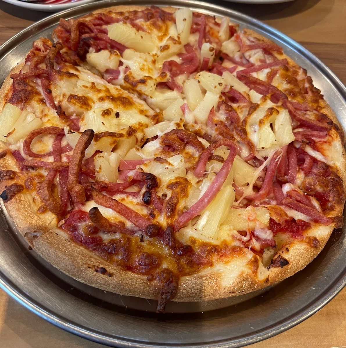 Pineapple Pizza, La Porchetta | Best Italian Restaurant in Ivanhoe