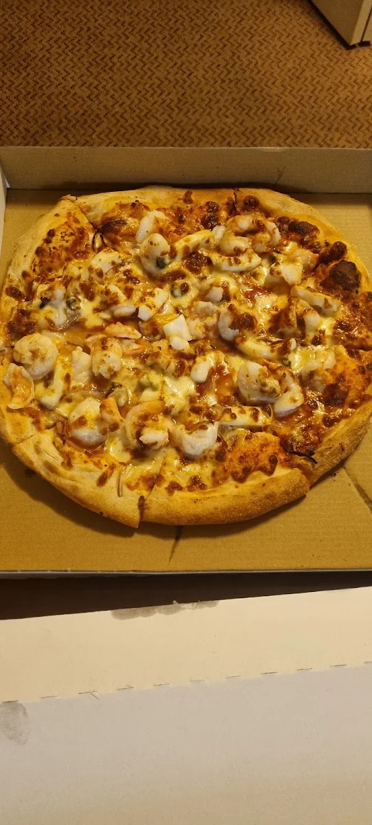 Seafood Pizza