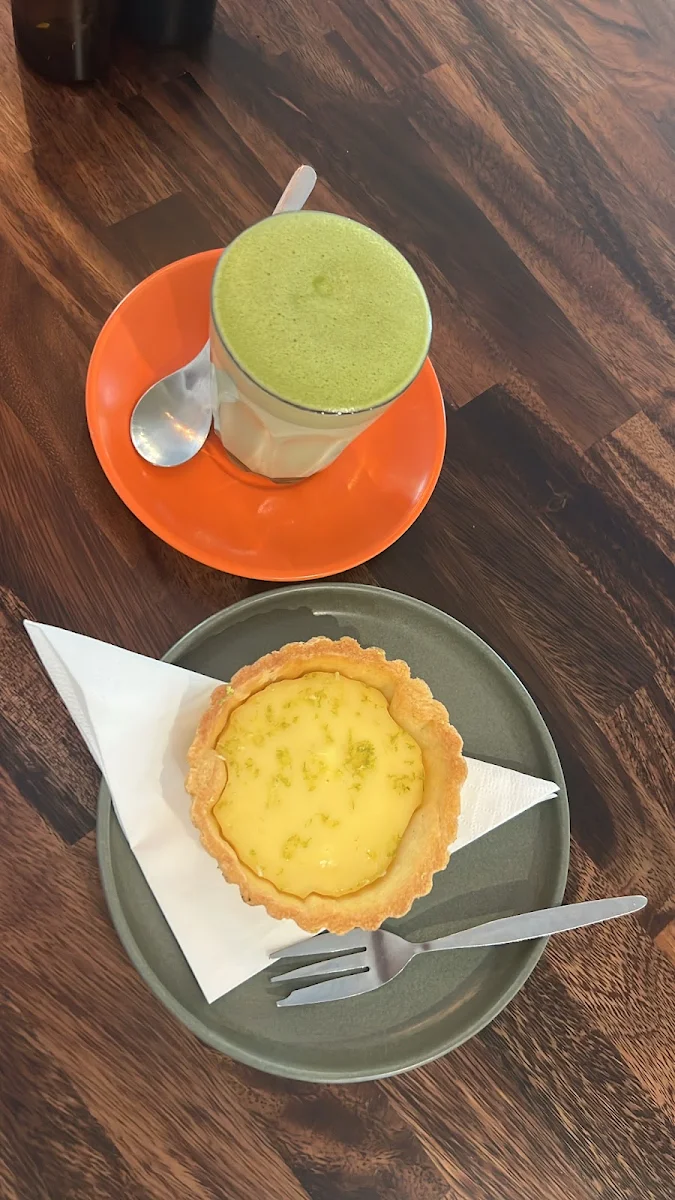 Lemon Curd Tie & Matcha Latte