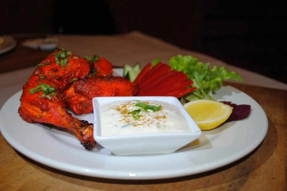 Highlights, Sari's Restaurant