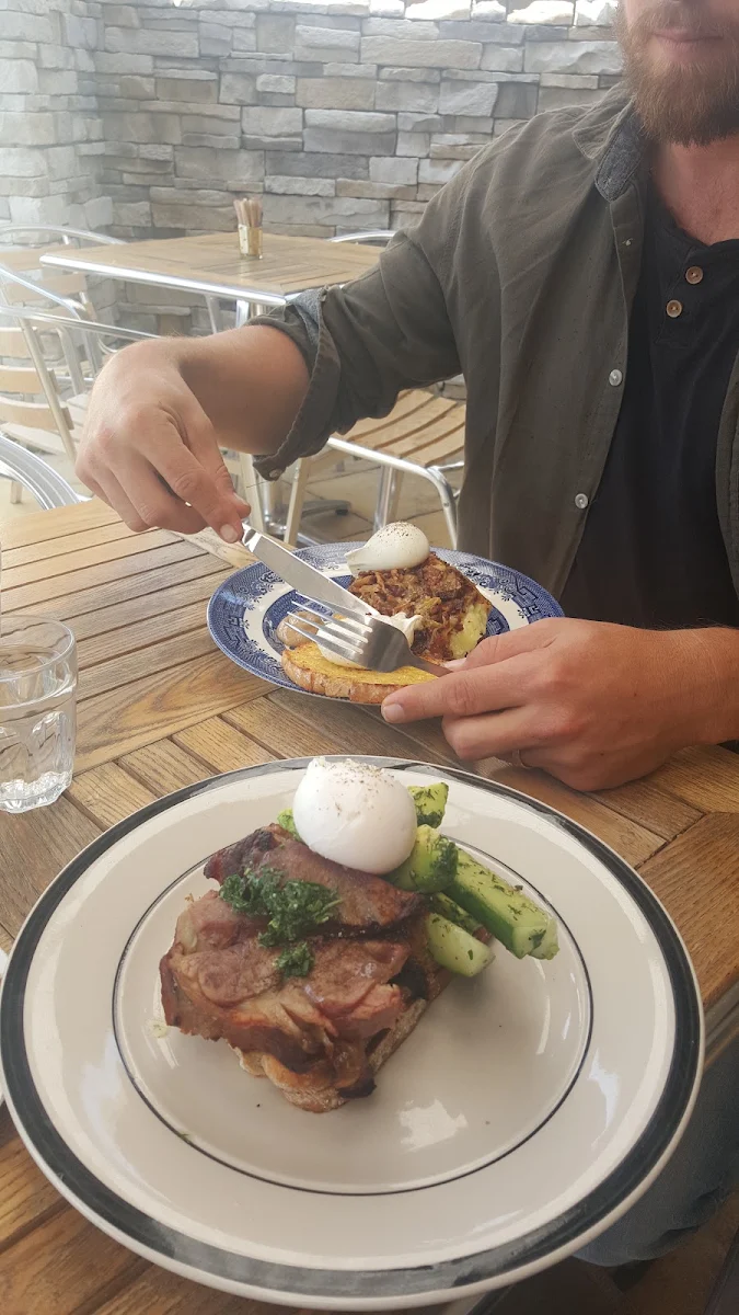 Lamb Shoulder, Simply D'Vine Cafe
