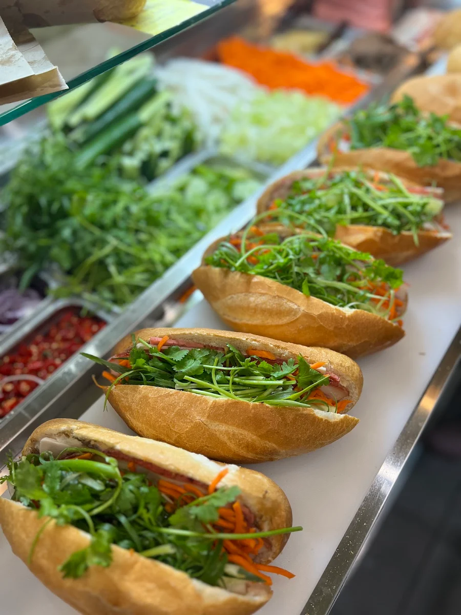 Highlights, Banh Mì Ngon Lidcombe