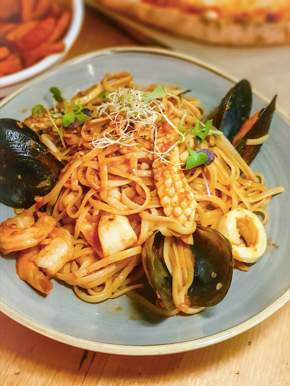 Seafood Linguine, Planar Restaurant