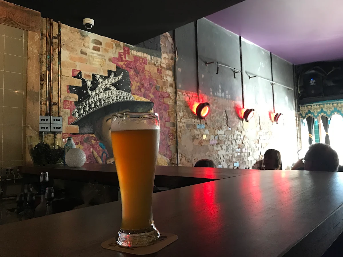 Highlights, Butchers Brew Bar