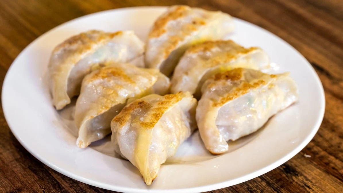Highlights, 8 Asian Food Dumpling and Noodles