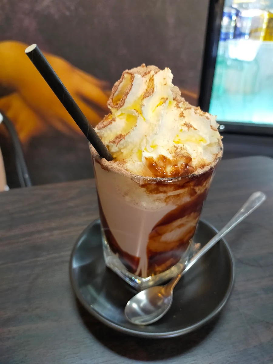 Iced Chocolate, Cafe Johalia