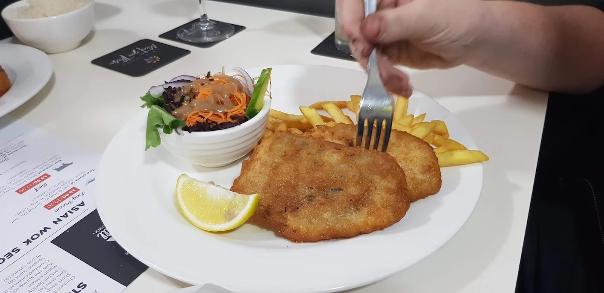 Fish and Chips, Twin Towns Juniors Club