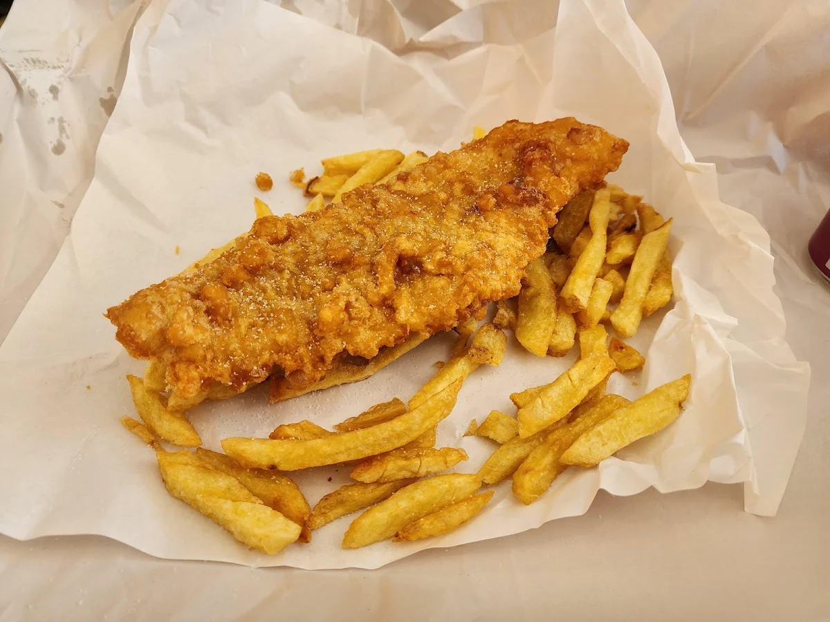 Cod and Fresh Cut Chips