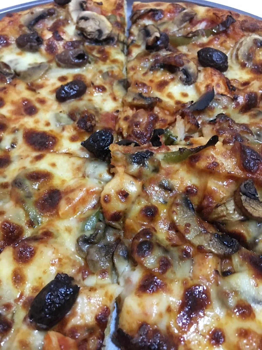 Highlights, Rene's Restaurant And Pizzeria