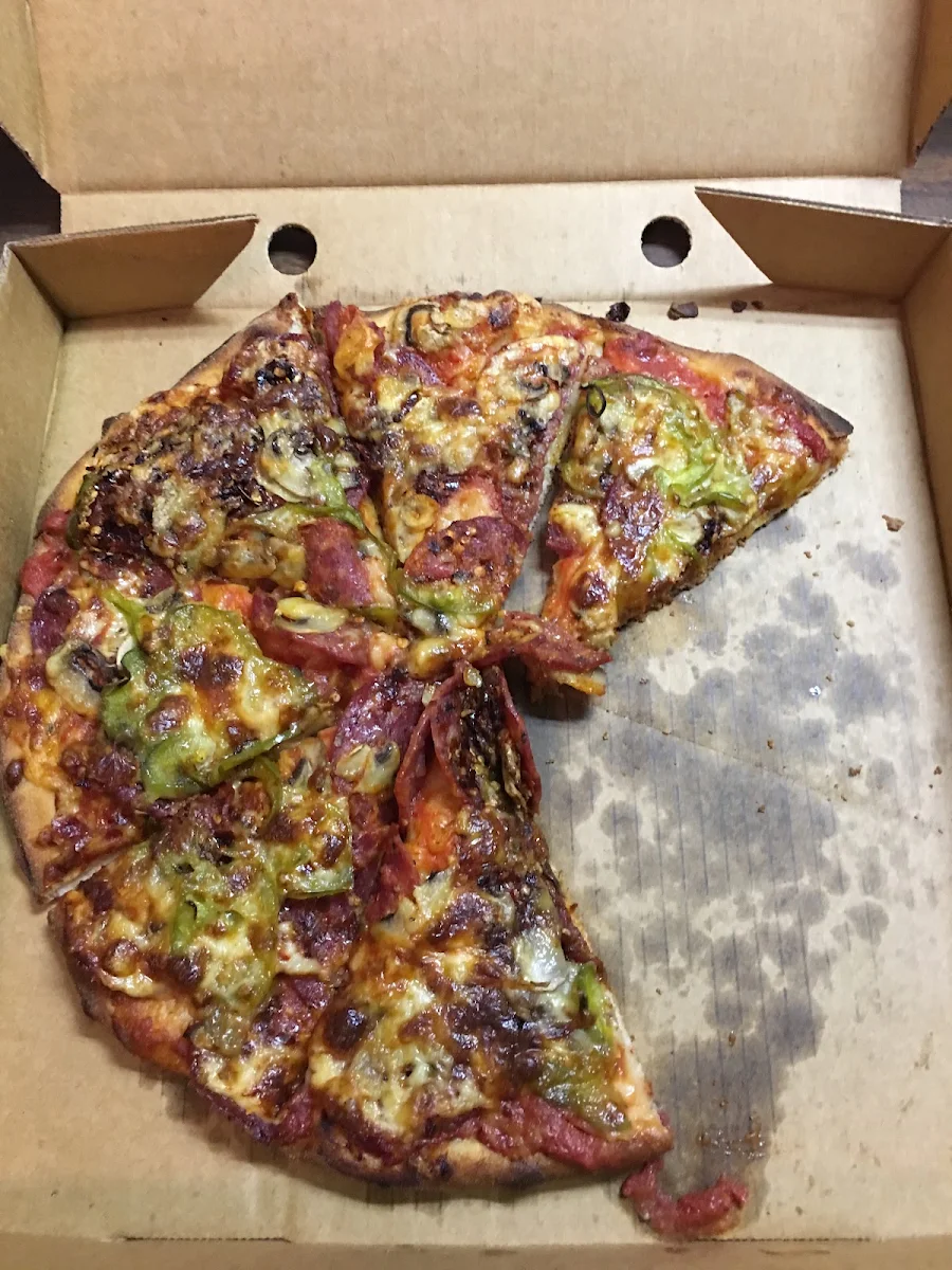 Highlights, Ric's Pizza Bar