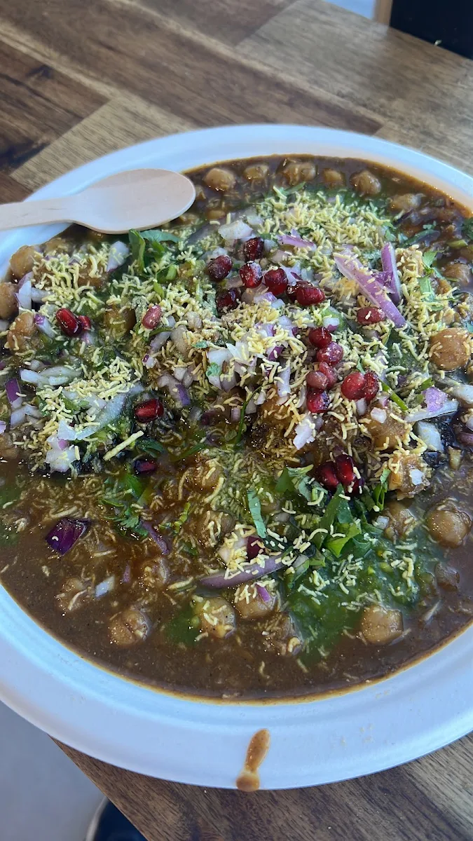 Aloo Tikki Chaat