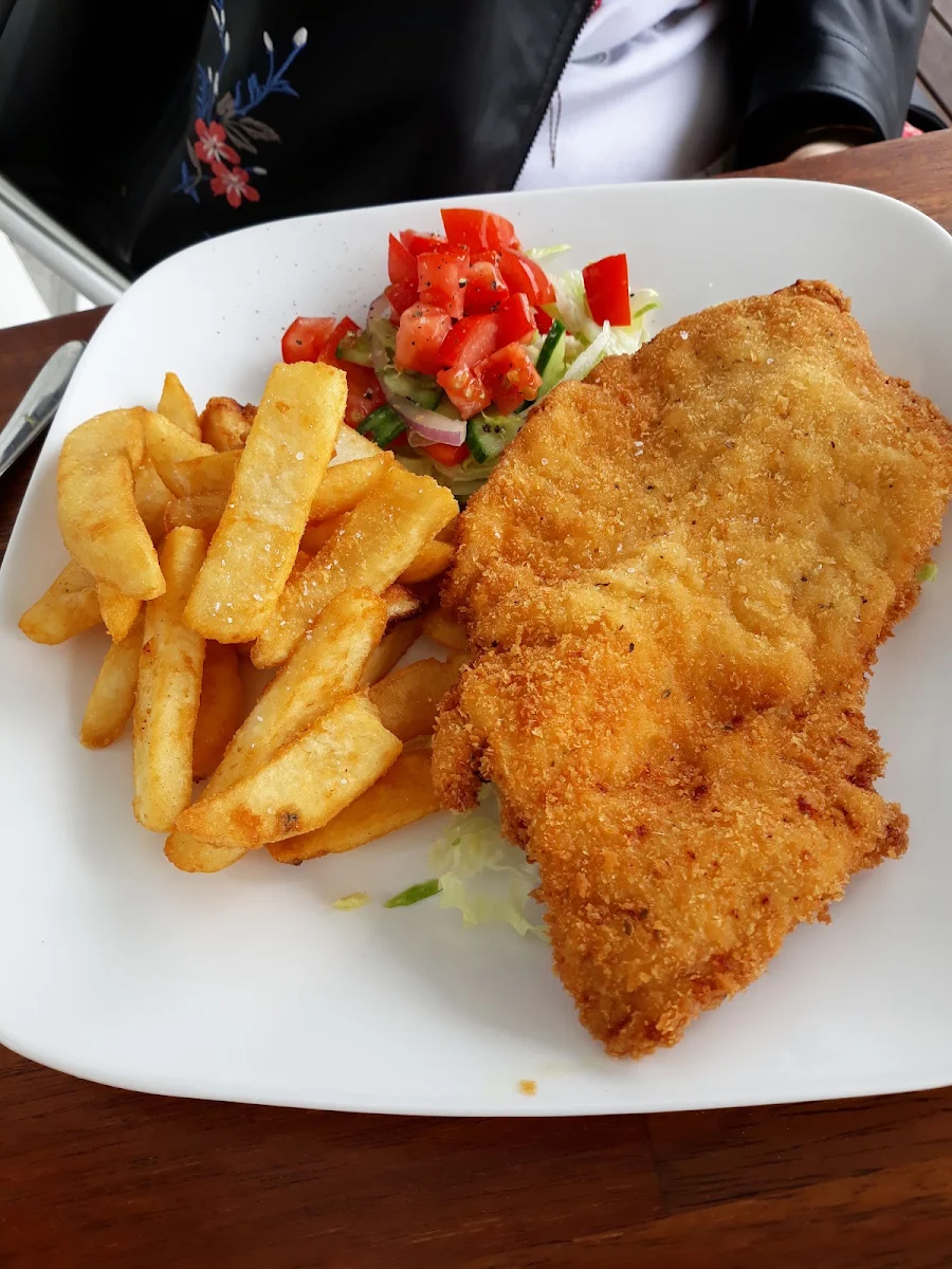 Highlights, Bay Harbour Cafe